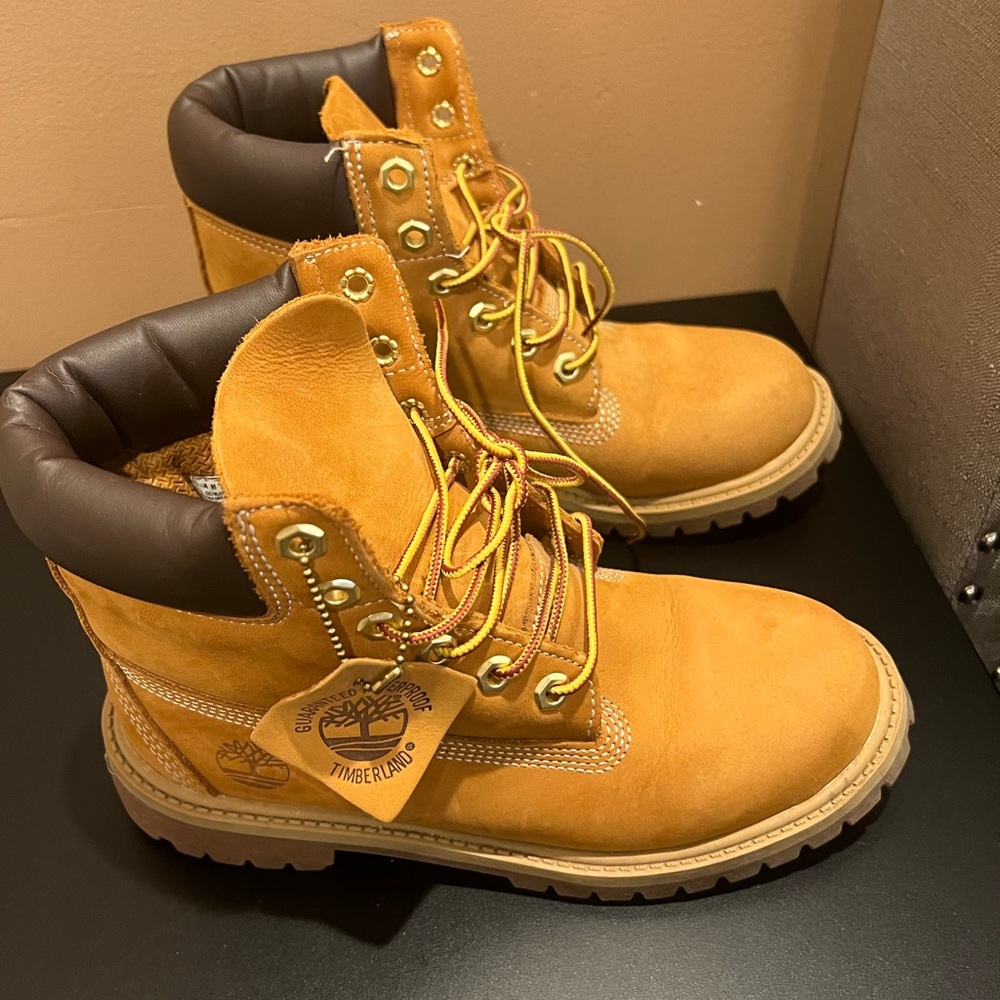 TIMBERLAND BOOTS 🥾